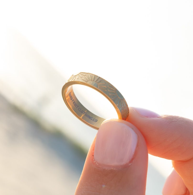Chaser's Of The Sun (ring)